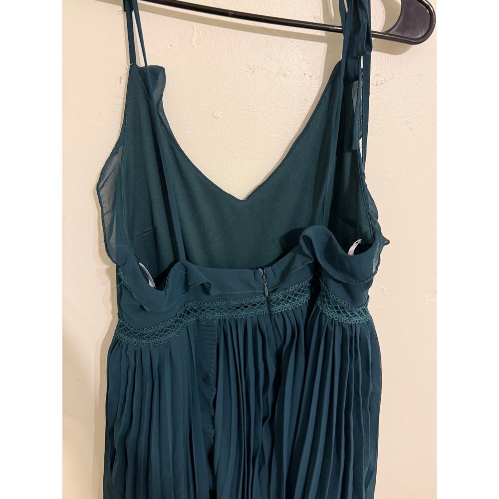 Lulu’s | Never a Dull Moment Emerald Green Tie Strap Pleated Lace Waist Midi - Picture 8 of 12